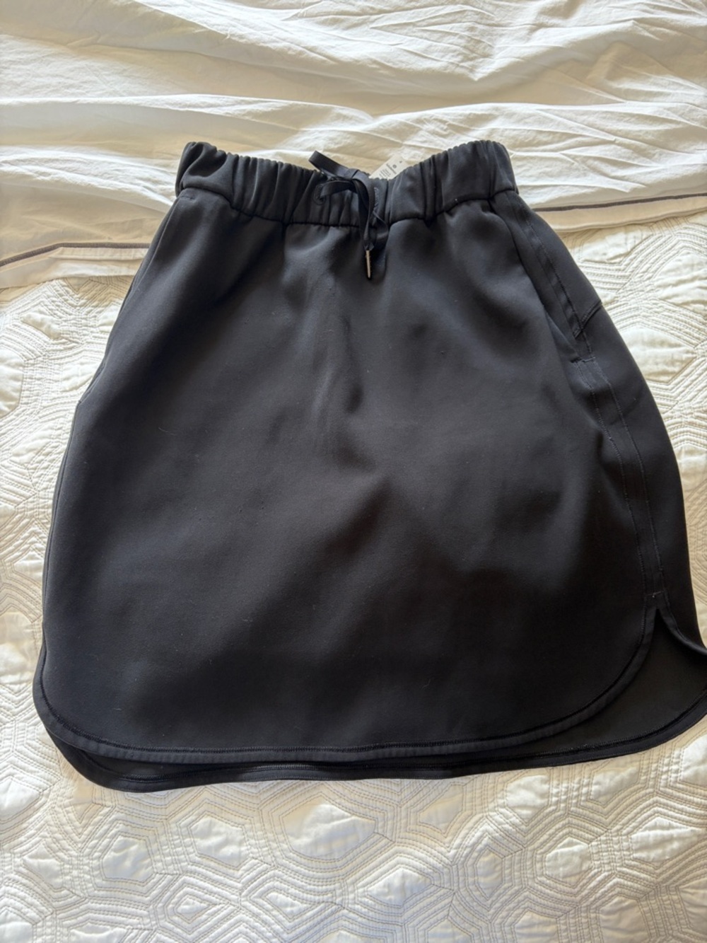lululemon athletica Black Elastic Waist Skirt